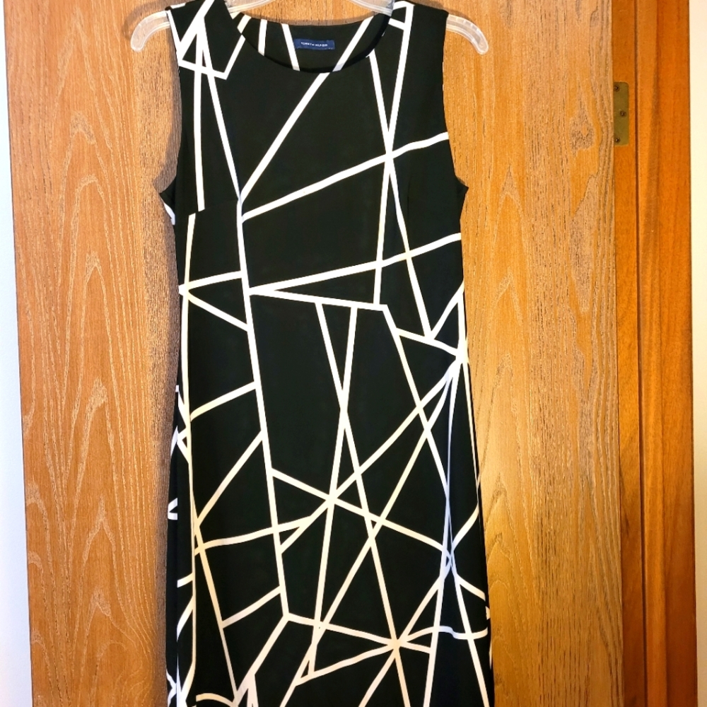 Tommy Hilfiger Size 6 Dress